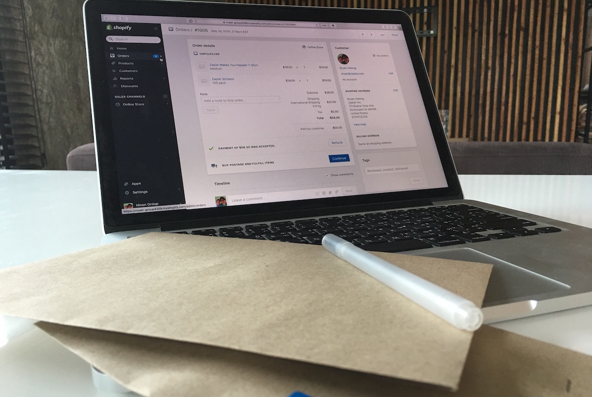 Shopify MacBook envelopes